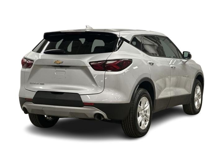 Thumbnail: 2021 Chevrolet Blazer - 32