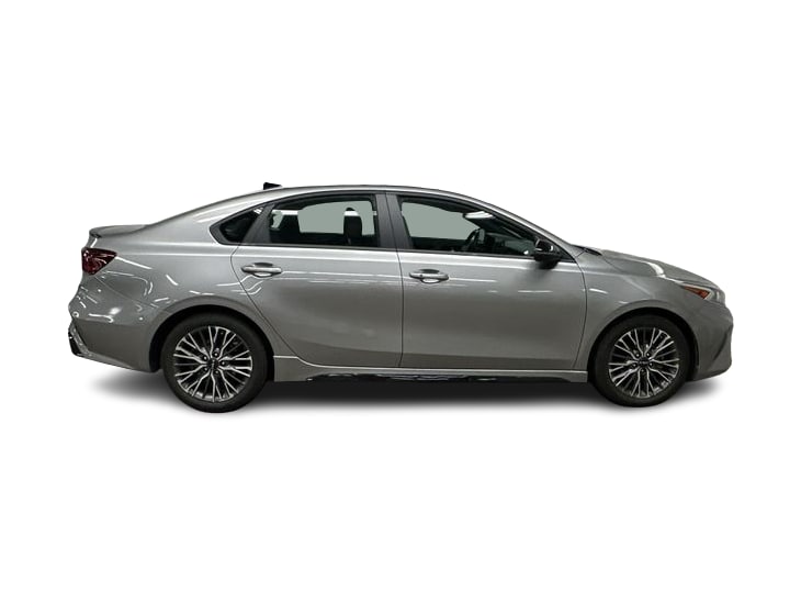 Thumbnail: 2024 Kia Forte - 12