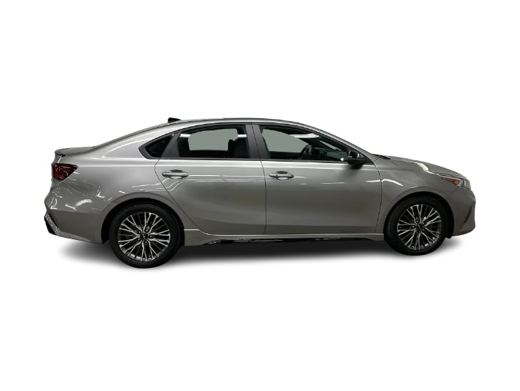 Thumbnail: 2024 Kia Forte - 17