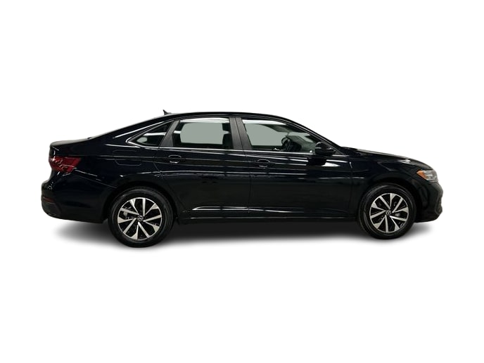 Thumbnail: 2024 Volkswagen Jetta - 16