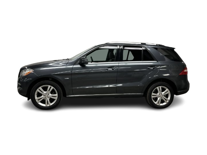 Thumbnail: 2012 Mercedes-Benz M-Class - 3