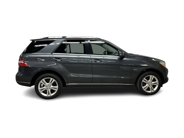 Thumbnail: 2012 Mercedes-Benz M-Class - 18