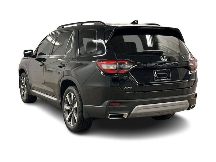 Thumbnail: 2023 Honda Pilot - 4