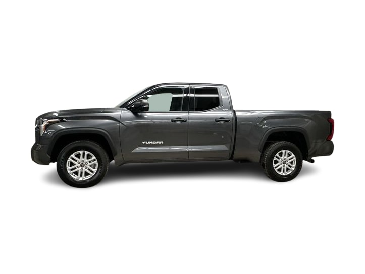 Thumbnail: 2022 Toyota Tundra - 3