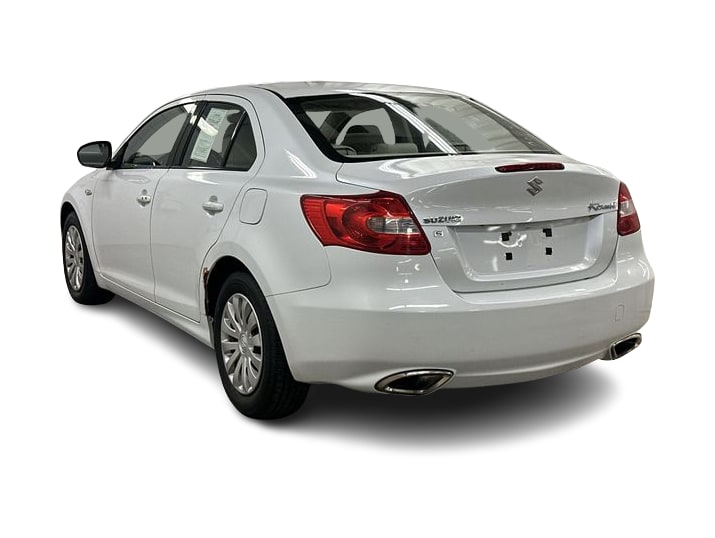 Thumbnail: 2012 Suzuki Kizashi - 4