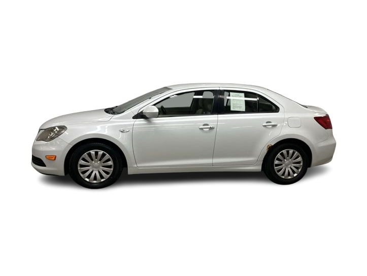 Thumbnail: 2012 Suzuki Kizashi - 3