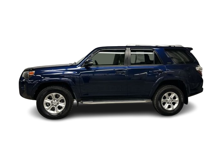 Thumbnail: 2018 Toyota 4Runner - 3