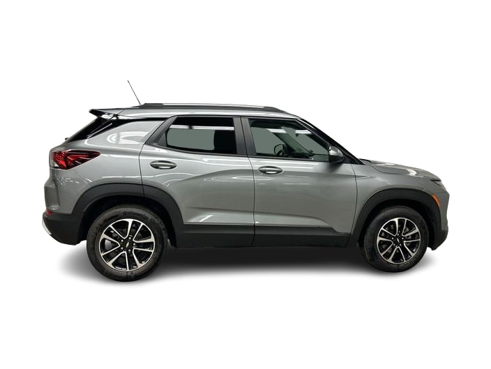 Thumbnail: 2026 Chevrolet TrailBlazer - 13