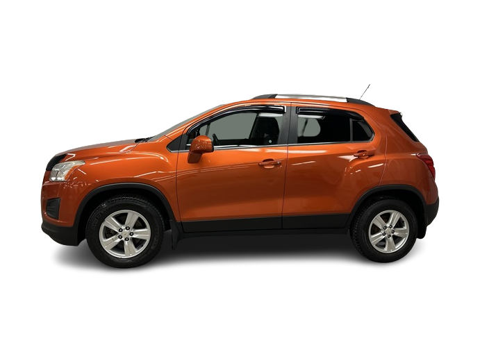 Thumbnail: 2016 Chevrolet Trax - 3