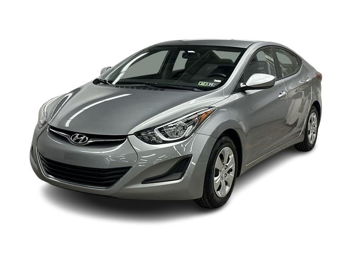 Used 2016 Hyundai Elantra SE with VIN KMHDH4AE8GU543770 for sale in Hudson, WI