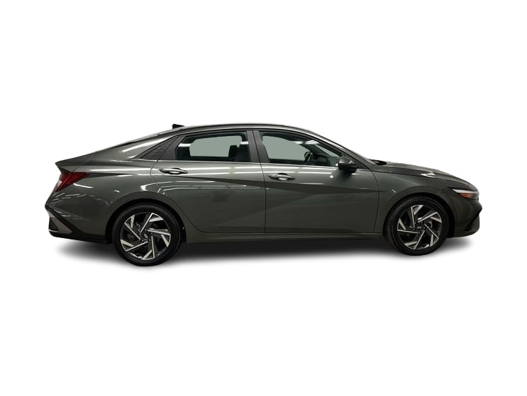 Thumbnail: 2025 Hyundai Elantra - 17