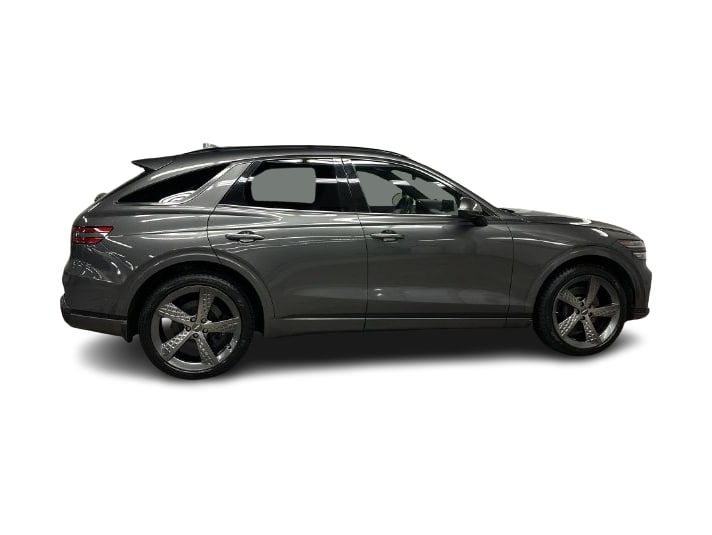 Thumbnail: 2023 Genesis GV70 - 13