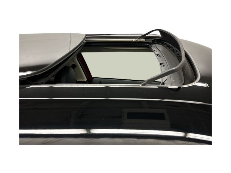 Thumbnail: 2015 MINI Cooper Paceman - 16