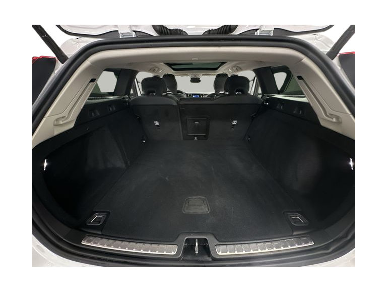 Thumbnail: 2025 Volvo V60 - 29