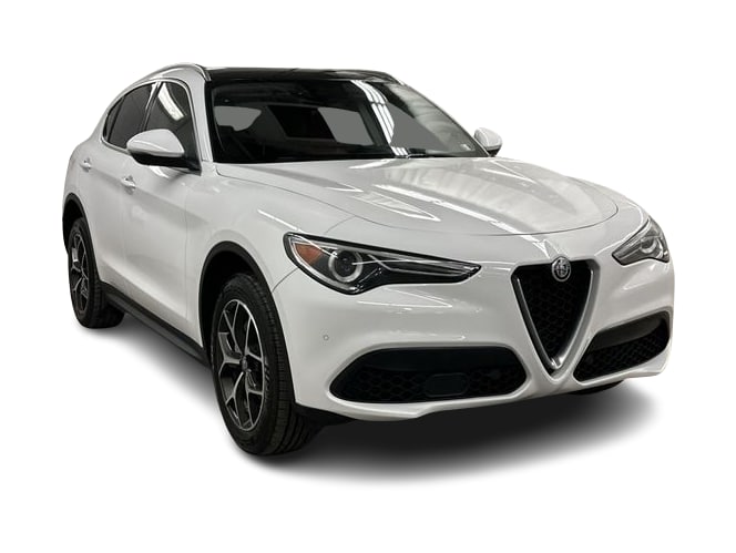 Thumbnail: 2018 Alfa Romeo Stelvio - 32