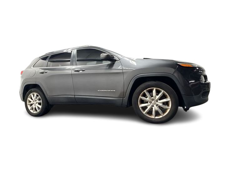 Thumbnail: 2016 Jeep Cherokee - 11