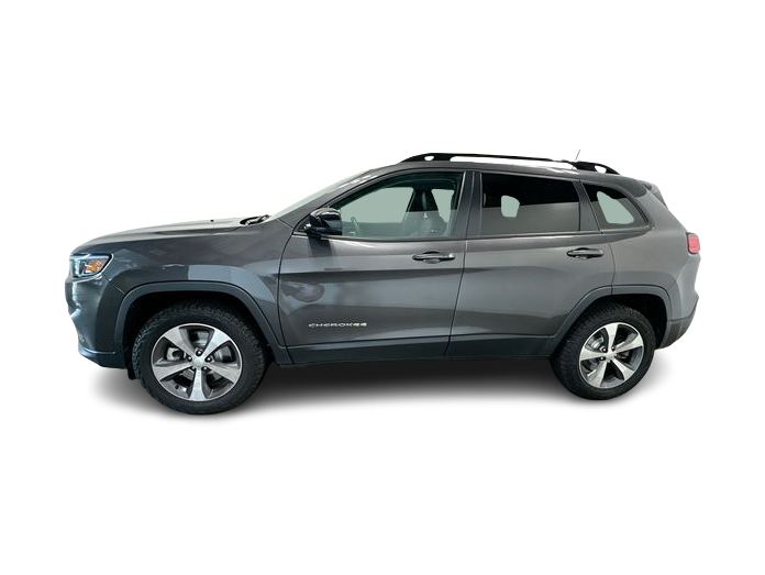 Thumbnail: 2022 Jeep Cherokee - 3