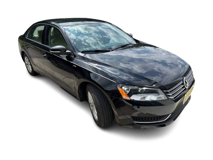 Thumbnail: 2014 Volkswagen Passat - 10