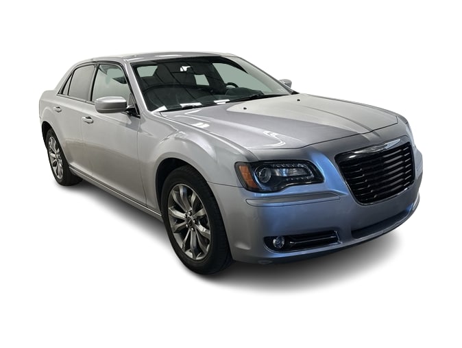 2014 Chrysler 300 S 30