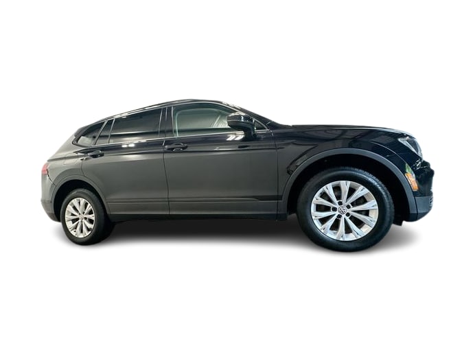 Thumbnail: 2018 Volkswagen Tiguan - 18