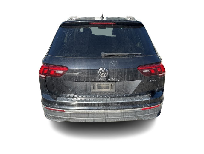 Thumbnail: 2022 Volkswagen Tiguan - 4
