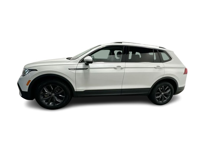 Thumbnail: 2023 Volkswagen Tiguan - 3