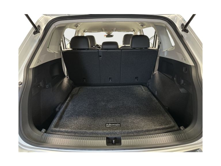 Thumbnail: 2022 Volkswagen Tiguan - 16