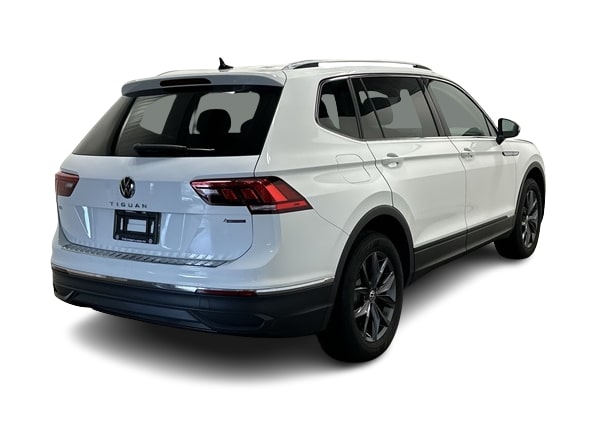 Thumbnail: 2022 Volkswagen Tiguan - 32