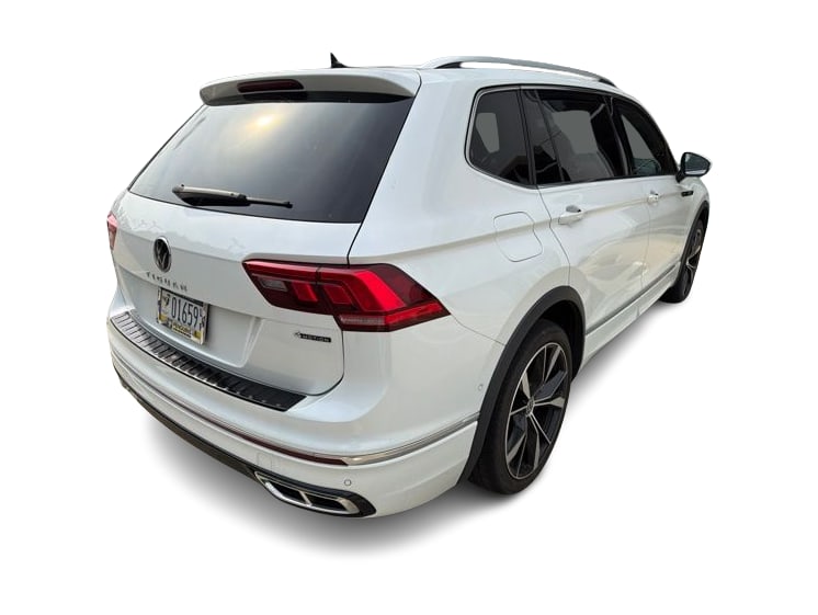 Thumbnail: 2023 Volkswagen Tiguan - 11