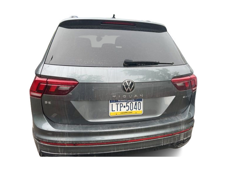 Thumbnail: 2022 Volkswagen Tiguan - 4