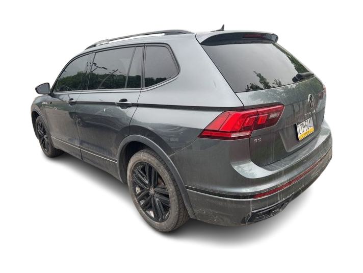 Thumbnail: 2022 Volkswagen Tiguan - 3