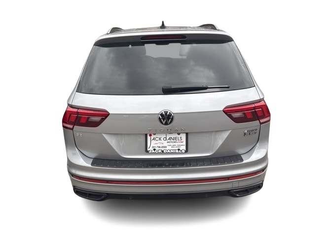 Thumbnail: 2022 Volkswagen Tiguan - 4