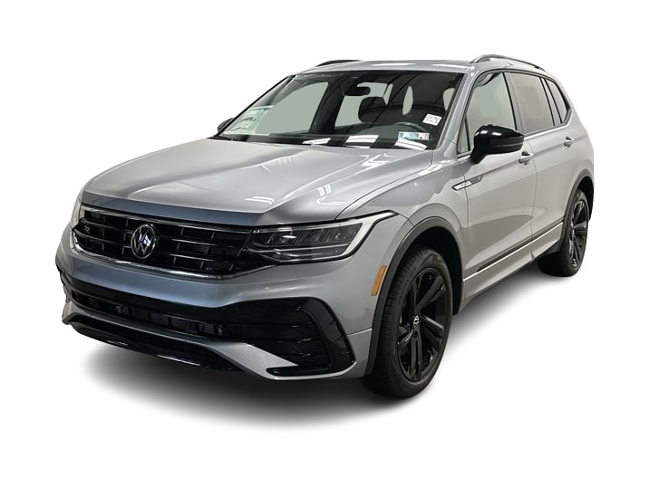 Certified 2024 Volkswagen Tiguan SE R-LINE BLACK with VIN 3VV8B7AX1RM071401 for sale in Casper, WY