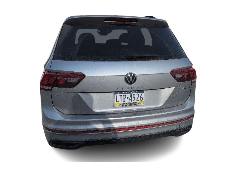 Thumbnail: 2022 Volkswagen Tiguan - 3