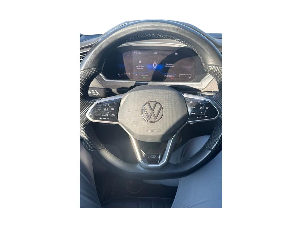 Thumbnail: 2022 Volkswagen Tiguan - 14