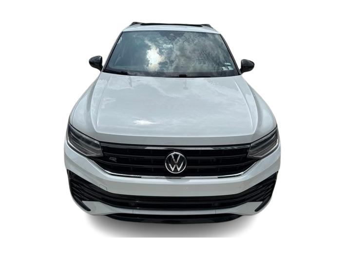 Thumbnail: 2023 Volkswagen Tiguan - 4