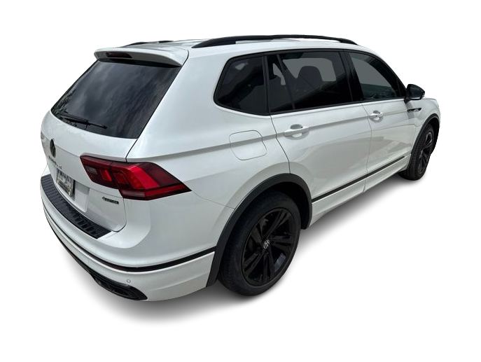 Thumbnail: 2023 Volkswagen Tiguan - 12