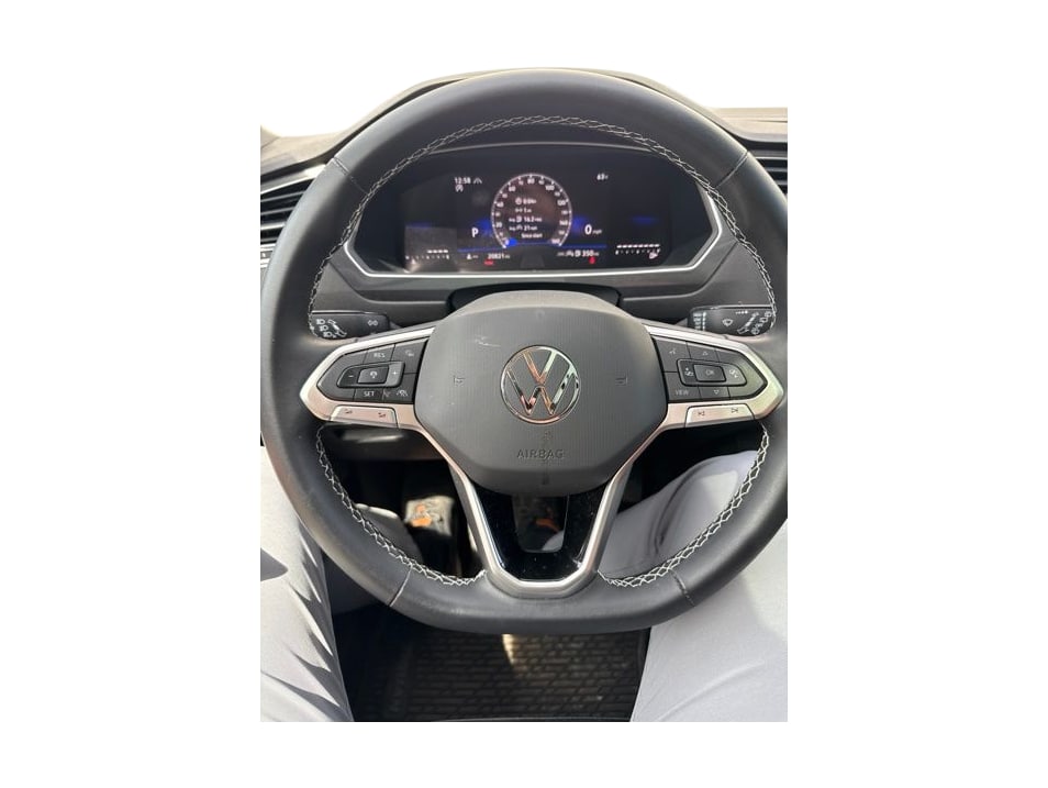 Thumbnail: 2024 Volkswagen Tiguan - 16