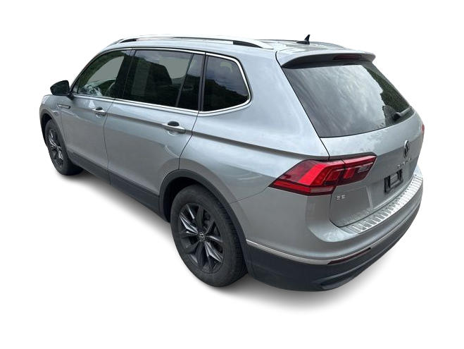 Thumbnail: 2023 Volkswagen Tiguan - 3