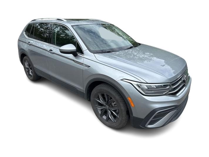 Thumbnail: 2023 Volkswagen Tiguan - 11