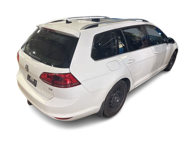 Thumbnail: 2015 Volkswagen Golf - 8