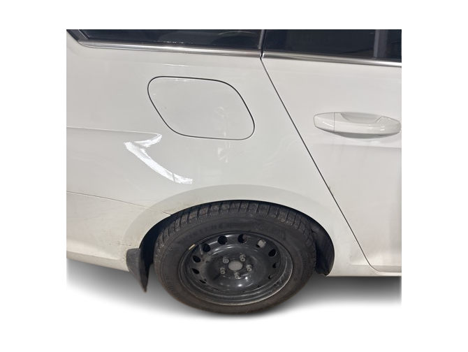 Thumbnail: 2015 Volkswagen Golf - 3