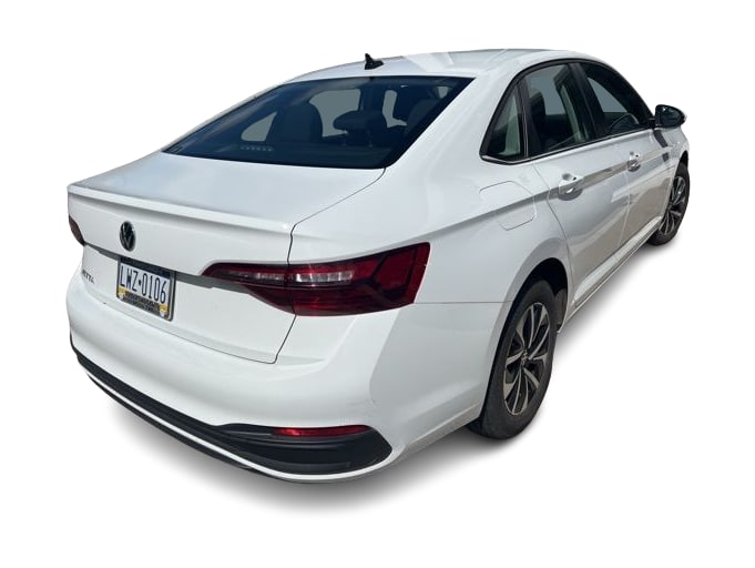 Thumbnail: 2022 Volkswagen Jetta - 11