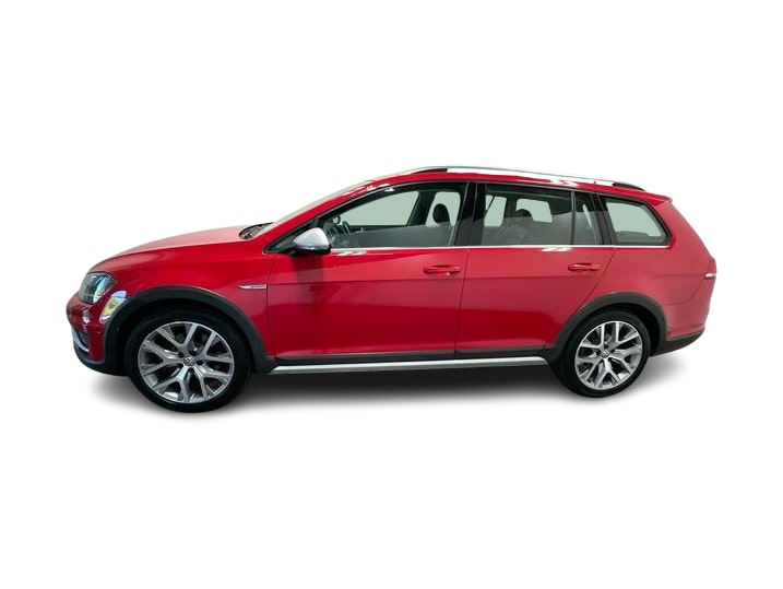 Thumbnail: 2017 Volkswagen Golf - 3
