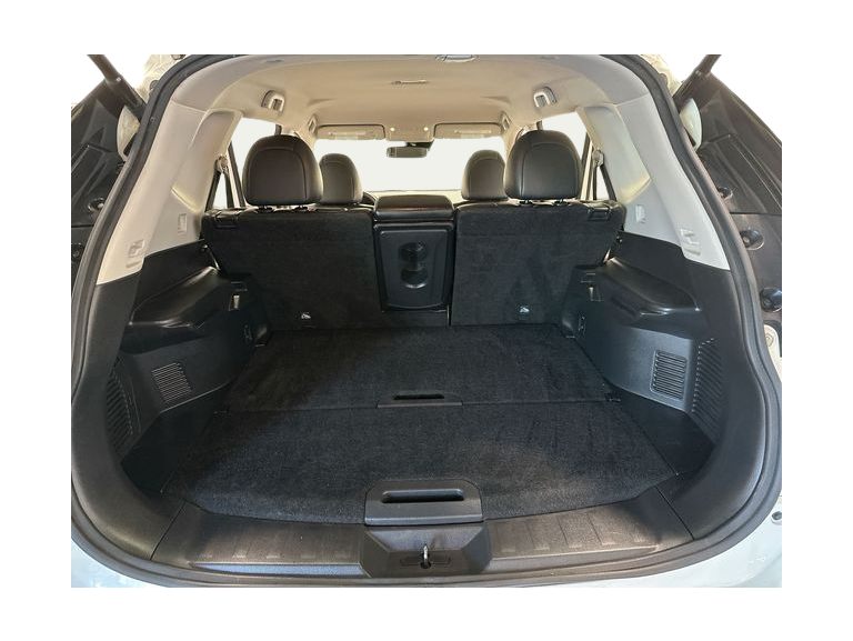 Thumbnail: 2019 Nissan Rogue - 17