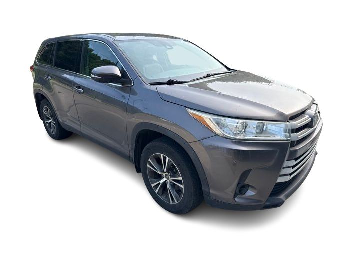 Thumbnail: 2019 Toyota Highlander - 9