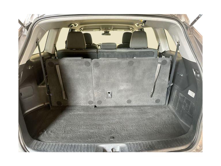 Thumbnail: 2019 Toyota Highlander - 17