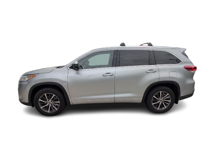 Thumbnail: 2017 Toyota Highlander - 2