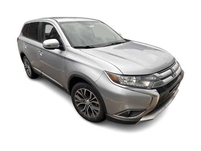 Thumbnail: 2016 Mitsubishi Outlander - 10