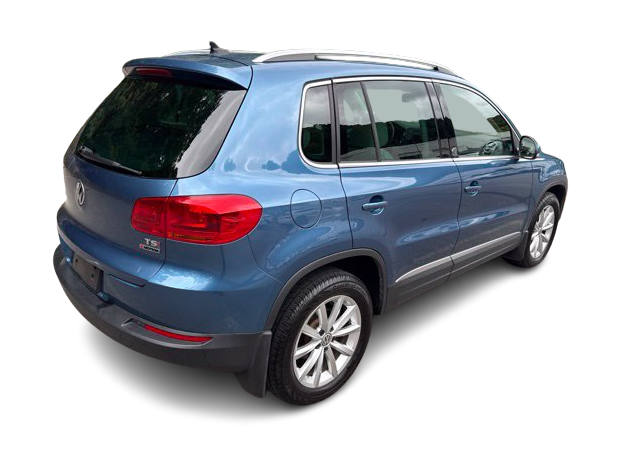Thumbnail: 2017 Volkswagen Tiguan - 13